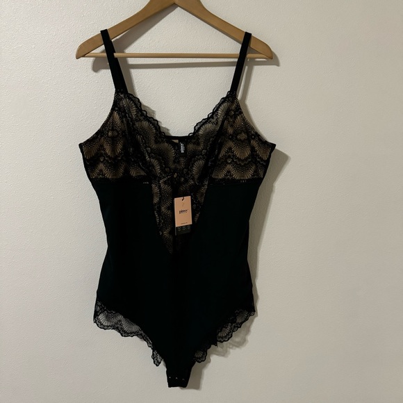 Pinsy Sculpting Lace Shapewear Bodysuit Black Lace Compression NWT-3X Long - Picture 3 of 15
